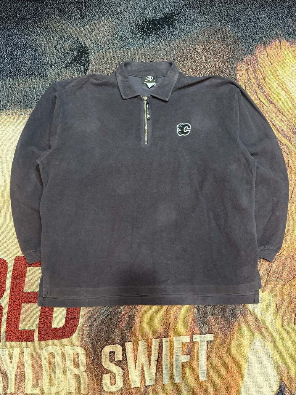 Vintage 90s Bulletin Calgary Flames Quarter Zip Suede Fleece Pullover
